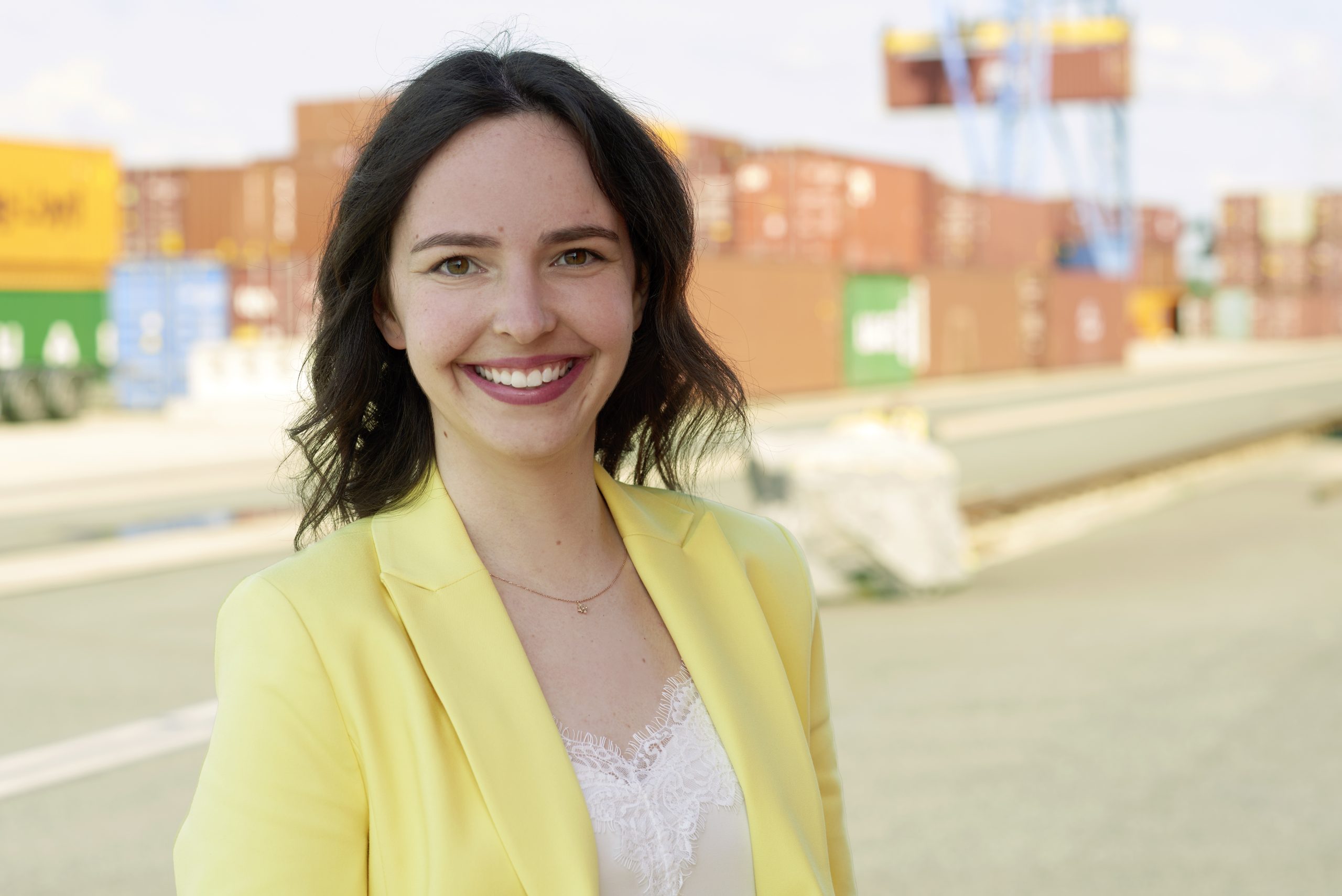 Patrizia Pollmann_Control and Administration at DeltaPort